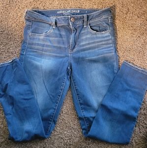 Women's American Eagle Jeans/Jeggins